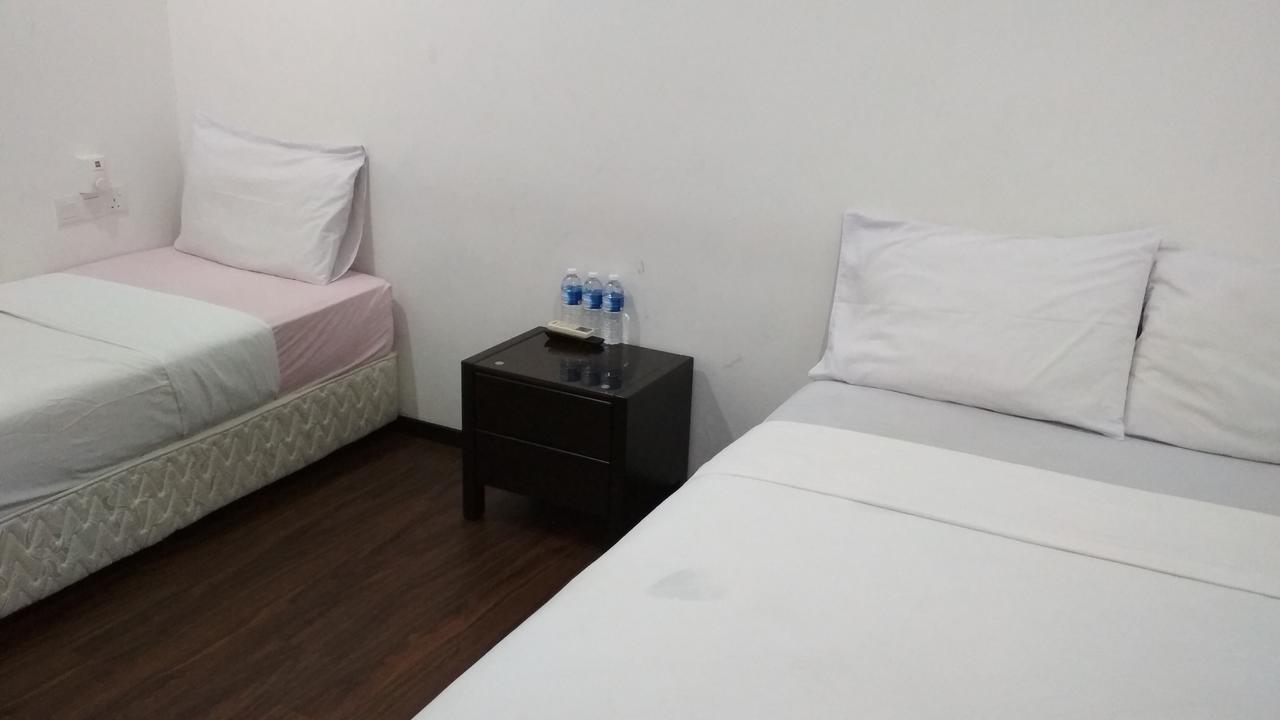 The Hb Hotel Shah Alam Exterior photo